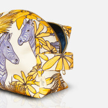Load image into Gallery viewer, Zebra Wash Bag