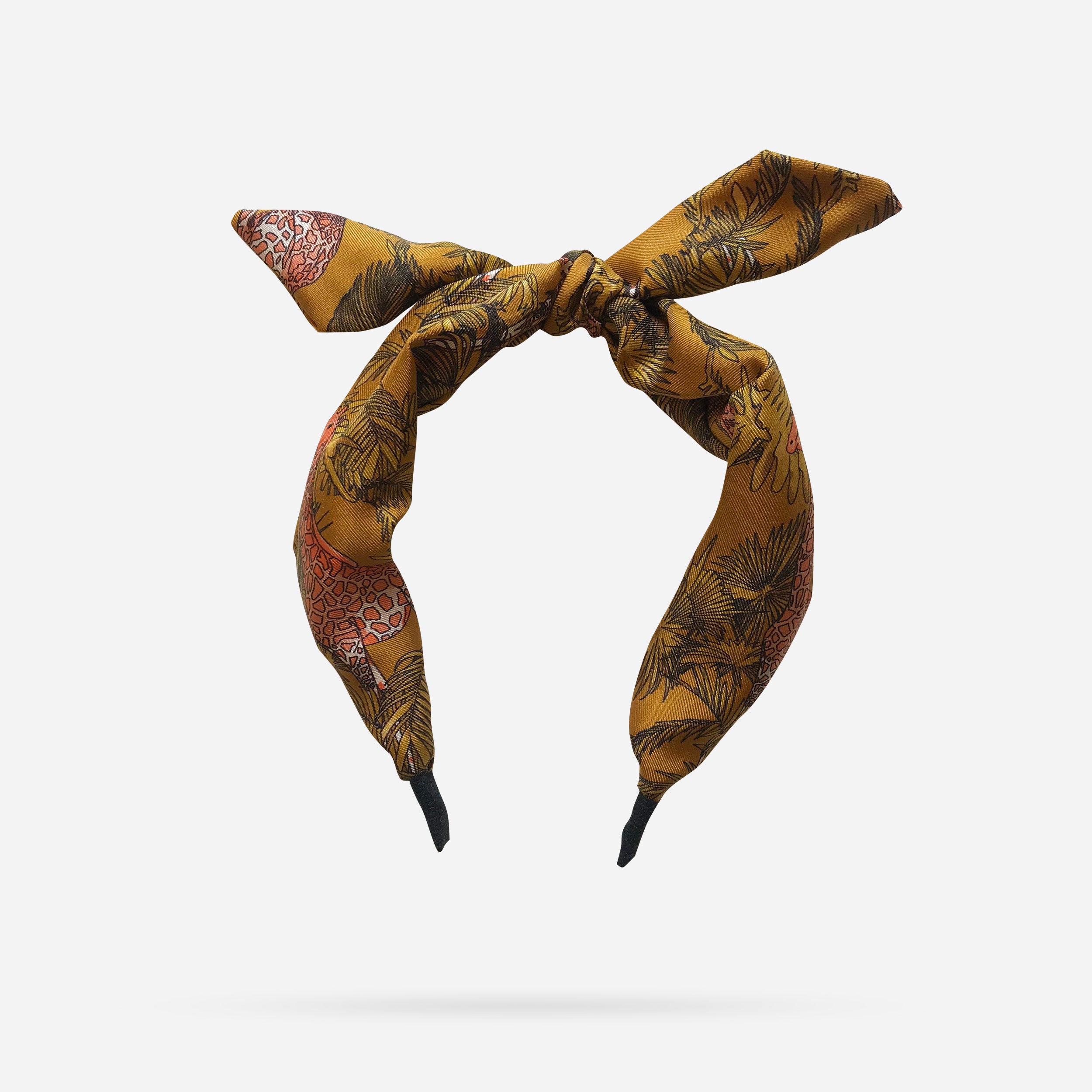 Silk sleep mask and bag